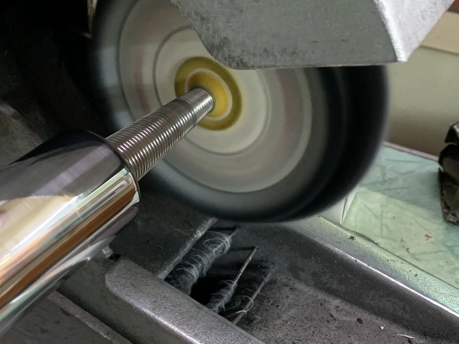 Am Poliermotor drehende Poliermulle