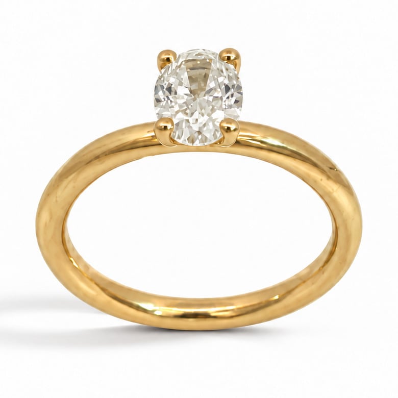 Verlobungsring Oval-Diamant 0,76 ct · 750 Gelbgold